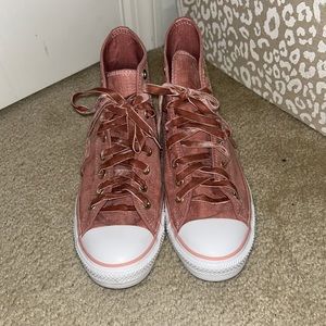 Women’s Converse